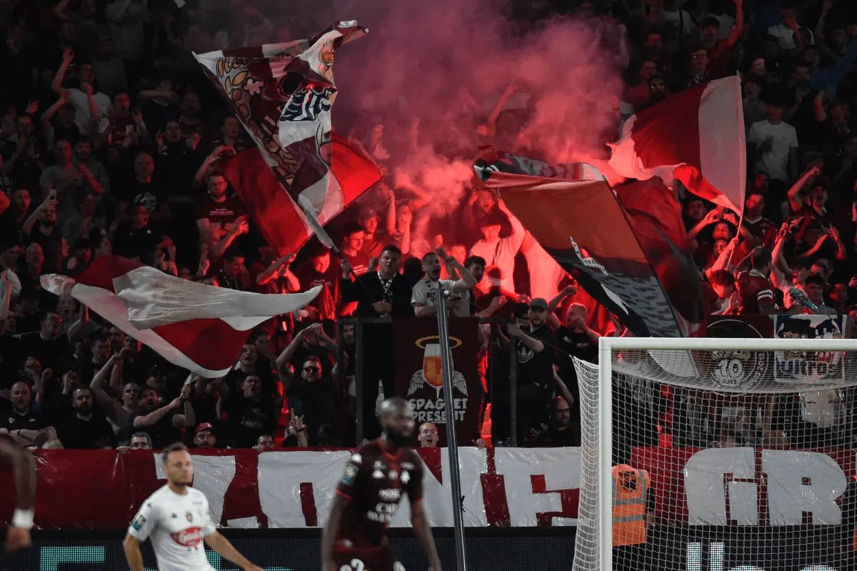 福伦丹主场迎战鹿斯巴达