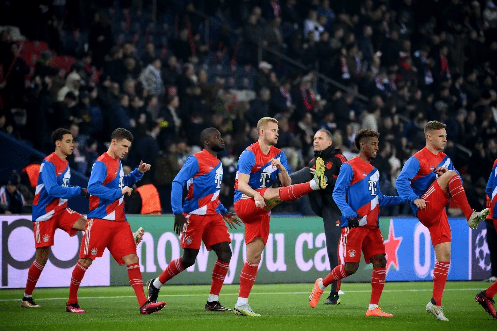 2020欧冠巴塞罗那vs拜仁慕尼黑